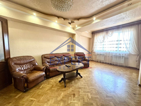 ՇԵՆԳԱՎԻԹ, ՖՐՈՒՆԶԵԻ ՓՈՂՈՑ, 3 ՍԵՆՅԱԿ