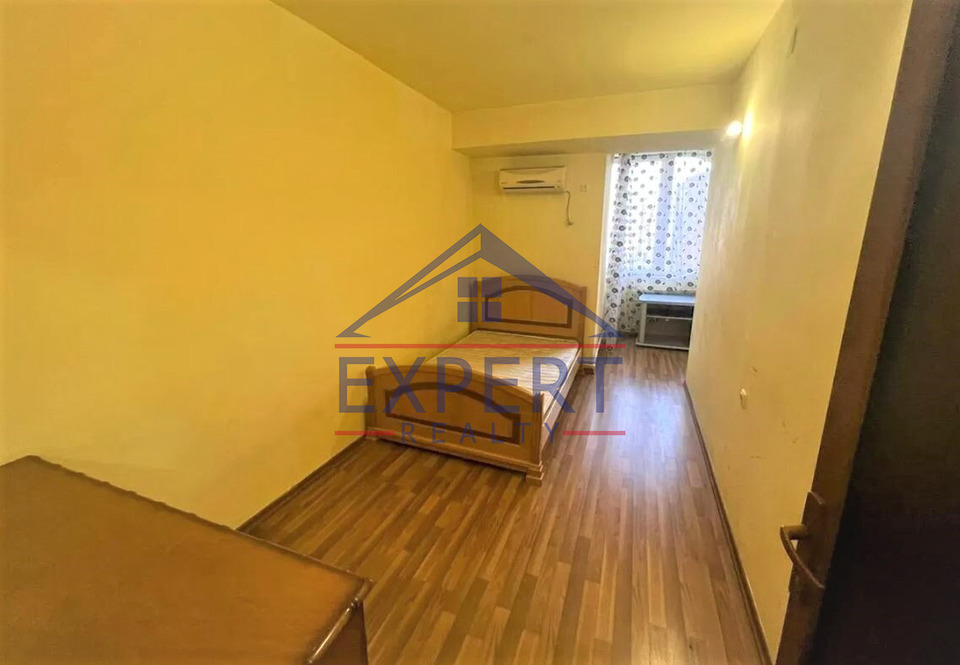 ԱՐԱԲԿԻՐ, ԱՎԵՏ ԱՎԵՏԻՍՅԱՆ ՓՈՂՈՑ, 3 ՍԵՆՅԱԿ