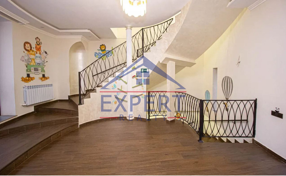 ԱՐԱԲԿԻՐ,ԼևՈՆ ԽԵՉՈՅԱՆ ՓՈՂՈՑ 5 ՍԵՆՅԱԿ