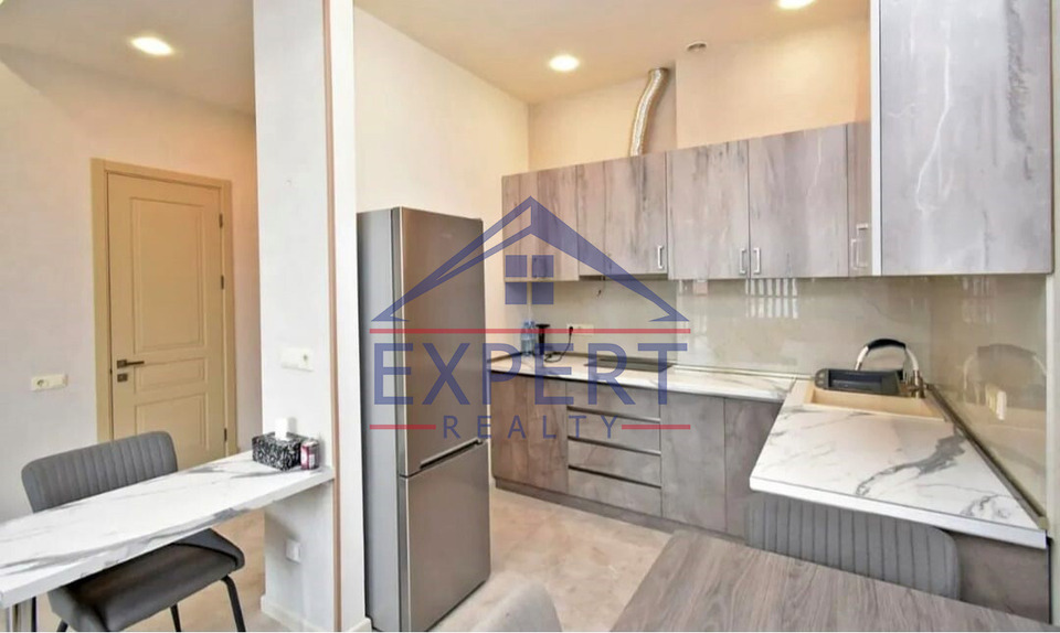 ԿԵՆՏՐՈՆ, ՎԵՐԻՆ ԱՆՏԱՌԱՅԻՆ ՓՈՂՈՑ, 2 ՍԵՆՅԱԿ