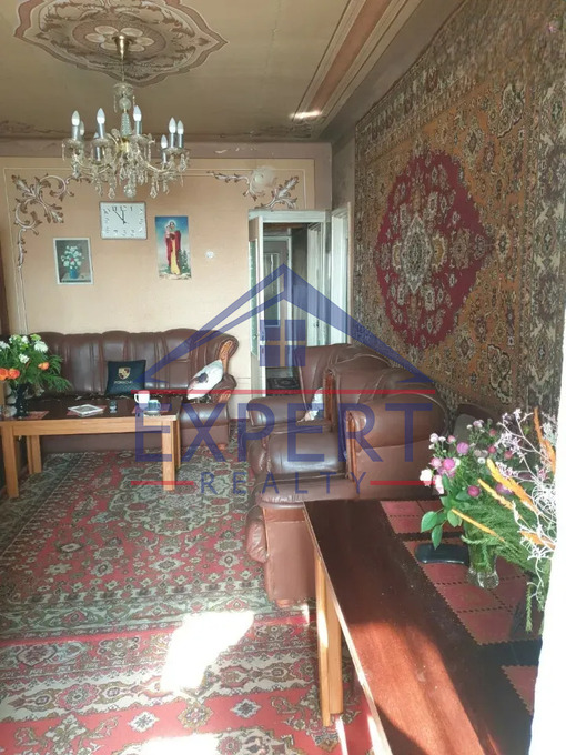 ԱՐԱԲԿԻՐ, ԱՐԱՄ ԽԱՉԱՏՐՅԱՆ ՓՈՂՈՑ, 3 ՍԵՆՅԱԿ