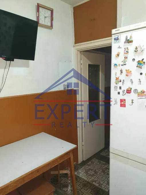 ԱՐԱԲԿԻՐ, ԱՐԱՄ ԽԱՉԱՏՐՅԱՆ ՓՈՂՈՑ, 3 ՍԵՆՅԱԿ