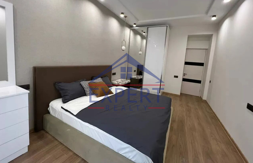 ԿԵՆՏՐՈՆ, ՏԵՐՅԱՆ  ՓՈՂՈՑ, 3 ՍԵՆՅԱԿ