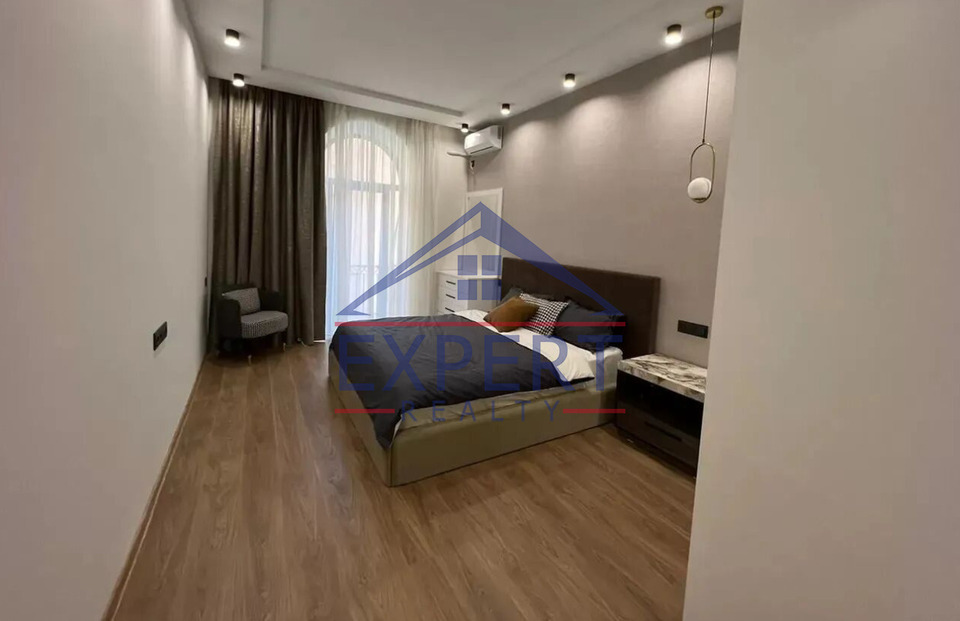 ԿԵՆՏՐՈՆ, ՏԵՐՅԱՆ  ՓՈՂՈՑ, 3 ՍԵՆՅԱԿ