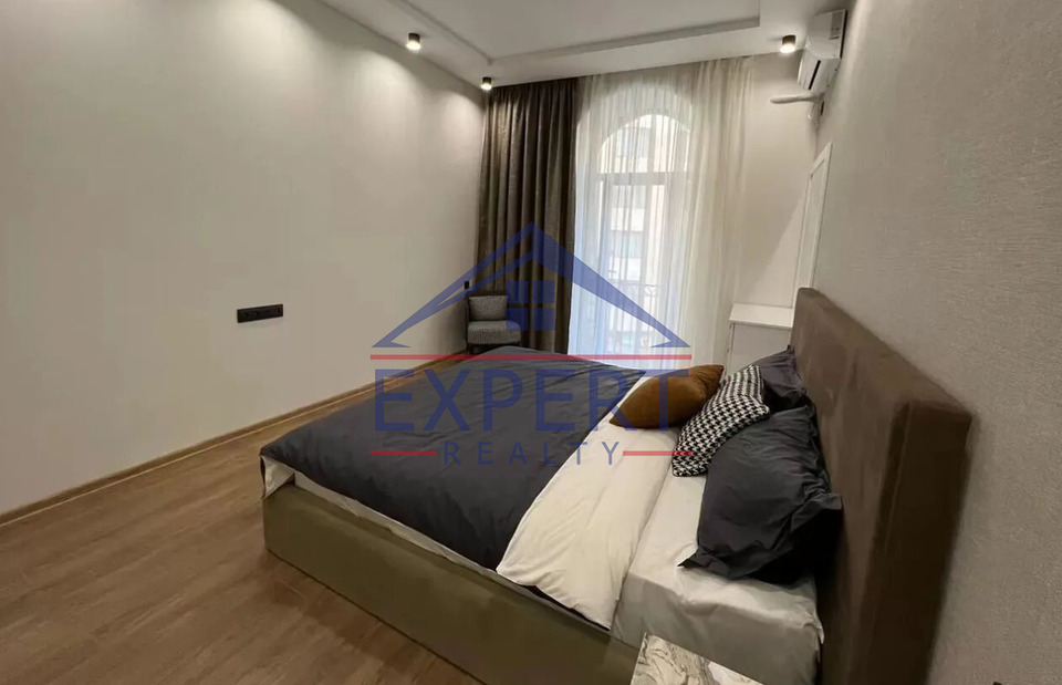 ԿԵՆՏՐՈՆ, ՏԵՐՅԱՆ  ՓՈՂՈՑ, 3 ՍԵՆՅԱԿ