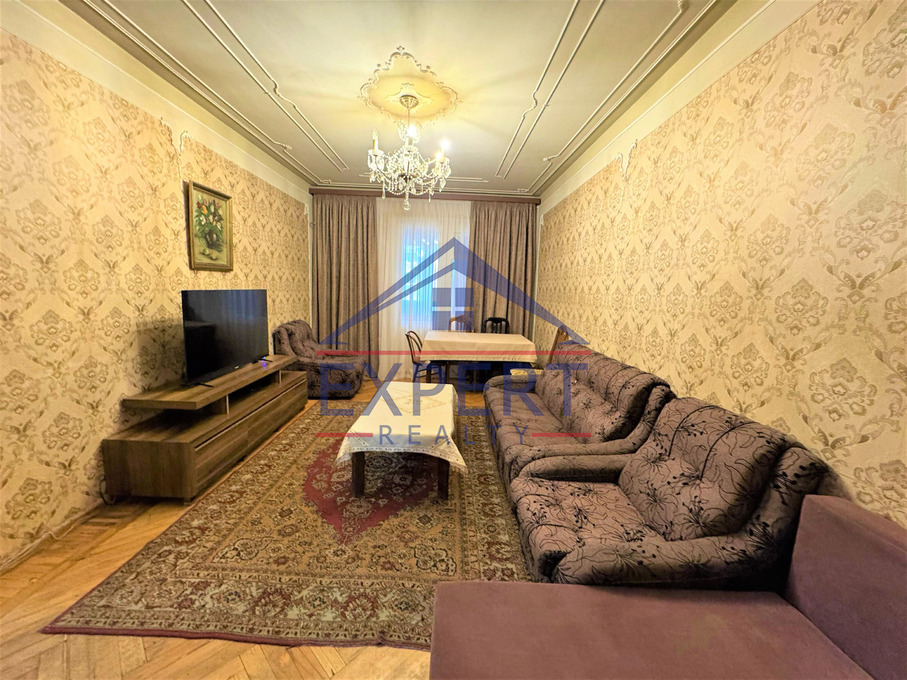 ԿԵՆՏՐՈՆ, ԶԱՔՅԱՆ ՓՈՂՈՑ, 3 ՍԵՆՅԱԿ