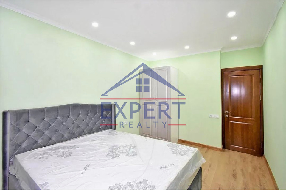 ԿԵՆՏՐՈՆ, ՀԱՆՐԱՊԵՏՈՒԹՅԱՆ ՓՈՂՈՑ, 3 ՍԵՆՅԱԿ