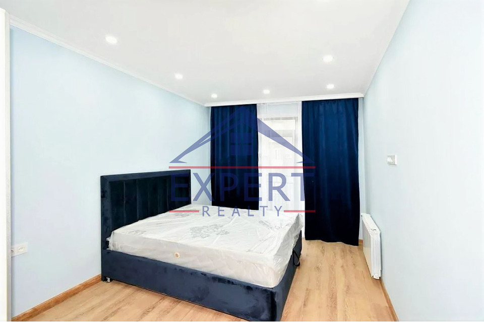 ԿԵՆՏՐՈՆ, ՀԱՆՐԱՊԵՏՈՒԹՅԱՆ ՓՈՂՈՑ, 3 ՍԵՆՅԱԿ