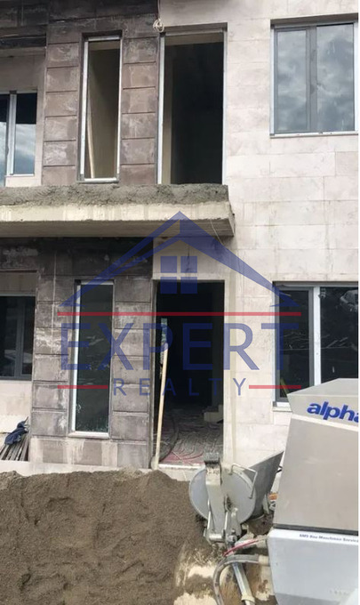 ԱՎԱՆ ԱՌԻՆՋ, ՄՀԵՐ ՄԿՐՏՉՅԱՆ 12-ՐԴ ՓՈՂՈՑ, 4 ՍԵՆՅԱԿ