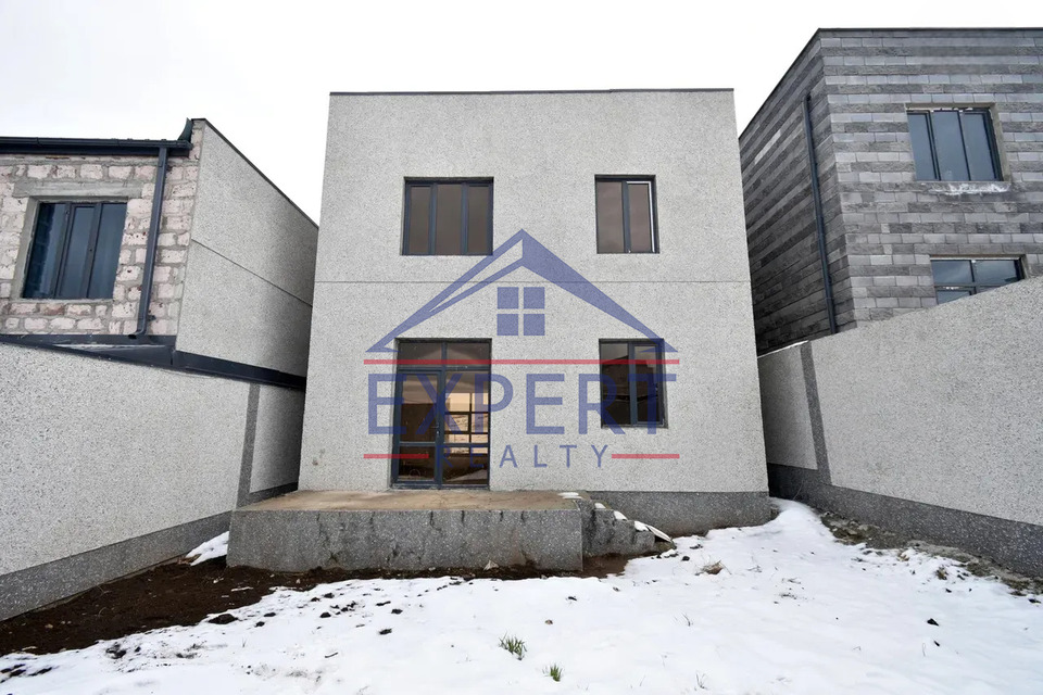 ԱՎԱՆ-ԱՌԻՆՋ, ՊԵՏՐՈՍ ԴՈՒՐՅԱՆ 5-ՐԴ ՓՈՂՈՑ, 2 ՀԱՐԿԱՆԻ ԹԱՈՒՆՀԱՈՒՍ
