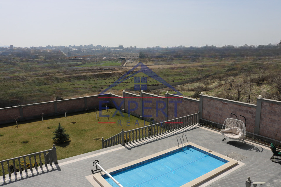 ԱՎԱՆ, ԱՃԱՌՅԱՆ ՓՈՂՈՑ, 5  ՍԵՆՅԱԿ
