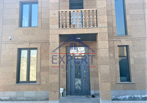 ՆՈՐ ՆՈՐՔ, ԲԱԳՐԵՎԱՆԴ ԹԱՂԱՄԱՍ, 5 ՍԵՆՅԱԿ