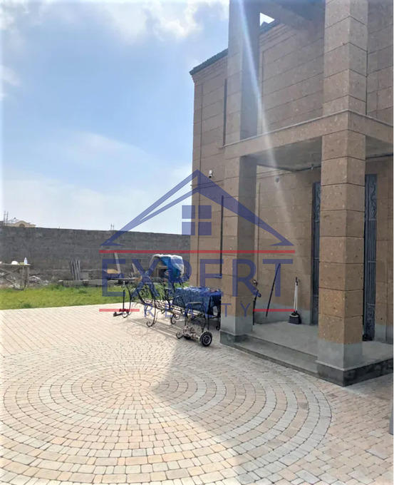 ՆՈՐ ՆՈՐՔ, ԲԱԳՐԵՎԱՆԴ ԹԱՂԱՄԱՍ, 5 ՍԵՆՅԱԿ