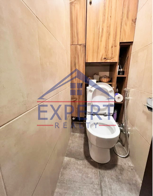 ԿԵՆՏՐՈՆ, ԱՄԻՐՅԱՆ ՓՈՂՈՑ, 3 ՍԵՆՅԱԿ