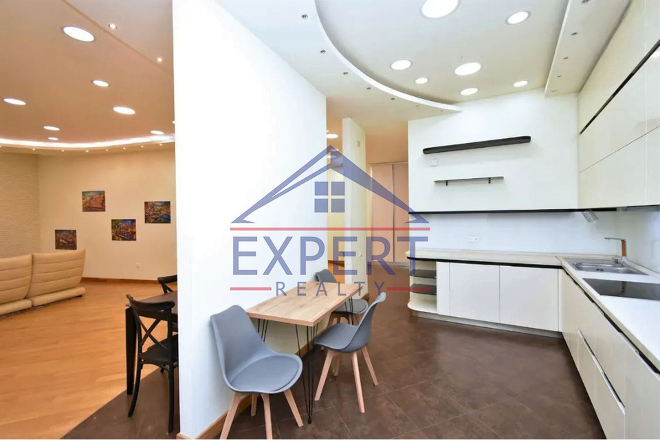 ԿԵՆՏՐՈՆ, ՁՈՐԱՓԻ ՓՈՂՈՑ, 3 ՍԵՆՅԱԿ