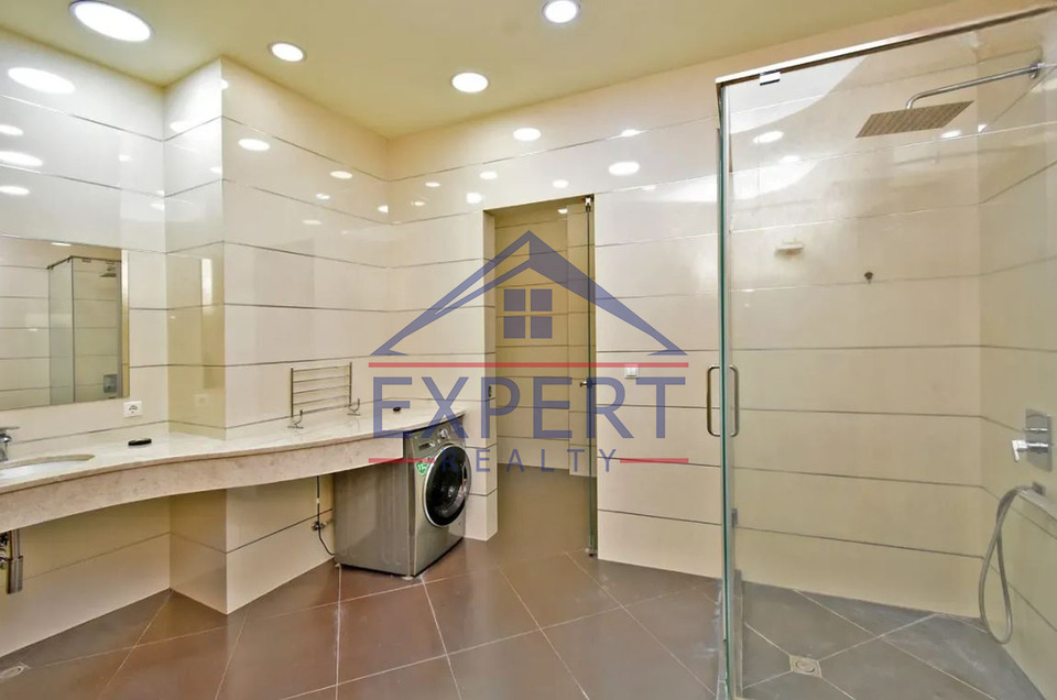 ԿԵՆՏՐՈՆ, ՁՈՐԱՓԻ ՓՈՂՈՑ, 3 ՍԵՆՅԱԿ