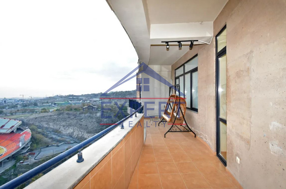 ԿԵՆՏՐՈՆ, ՁՈՐԱՓԻ ՓՈՂՈՑ, 3 ՍԵՆՅԱԿ