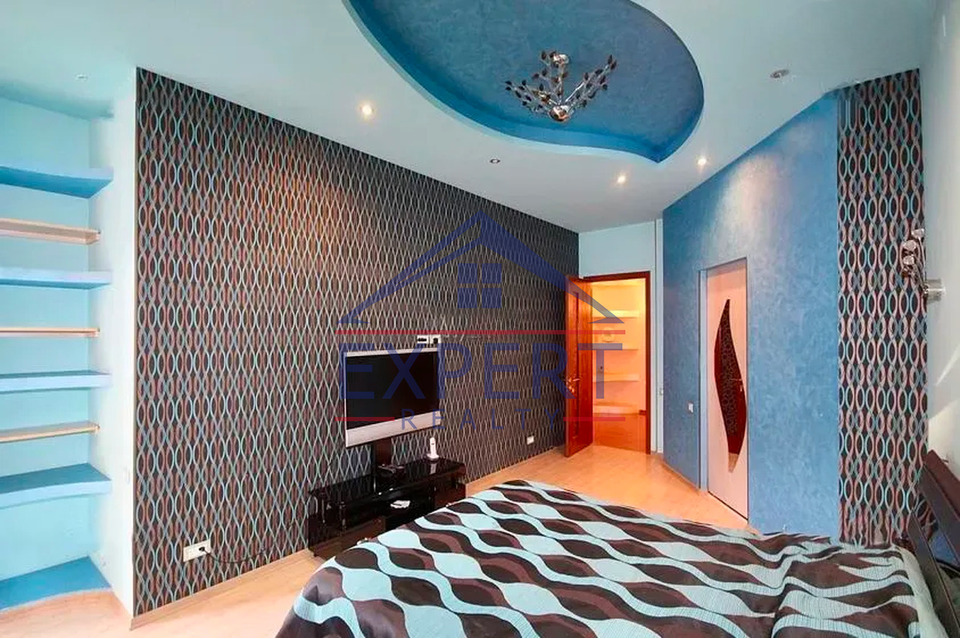 ԿԵՆՏՐՈՆ, ԱՐԱՄԻ ՓՈՂՈՑ, 4 ՍԵՆՅԱԿ