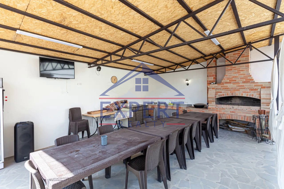 ԱՎԱՆ, ԴՈՒՐՅԱՆ ԹԱՂԱՄԱՍ, 6 ՍԵՆՅԱԿ