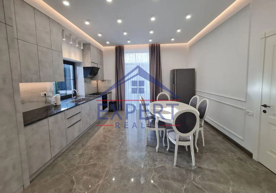 ՆՈՐ ՆՈՐՔ ԲԱԳՐևԱՆԴԻ 42ՐԴ ՓՈՂՈՑ  8+ ՍԵՆՅԱԿ