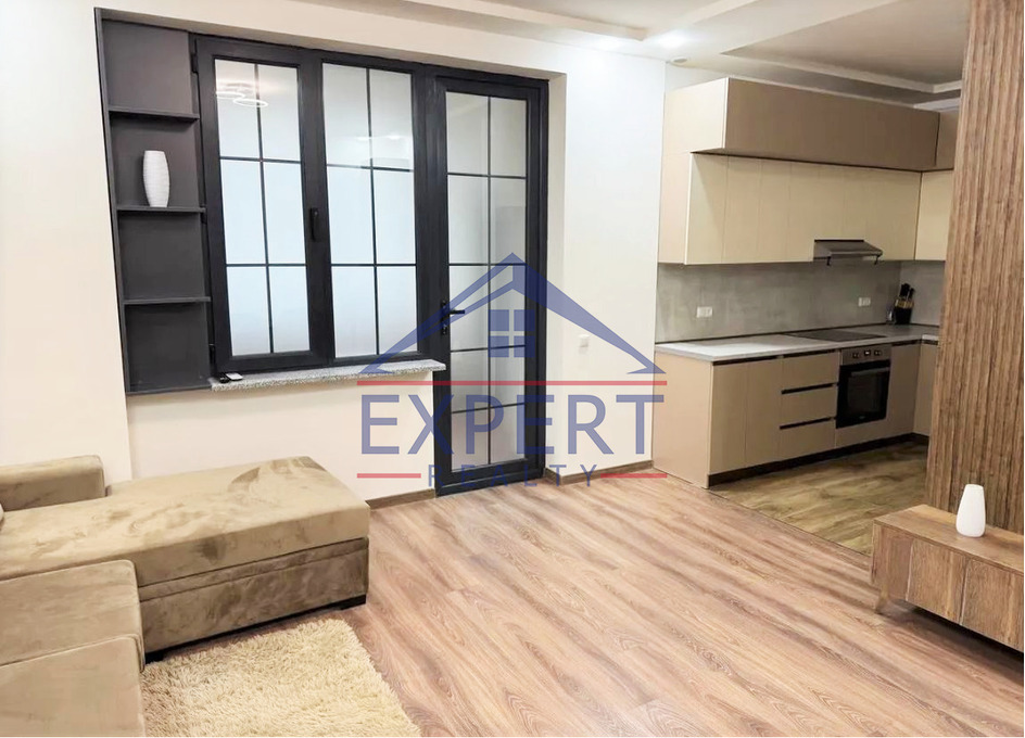 ԿԵՆՏՐՈՆ, ՍԱՐՅԱՆ ՓՈՂՈՑ, 3 ՍԵՆՅԱԿ