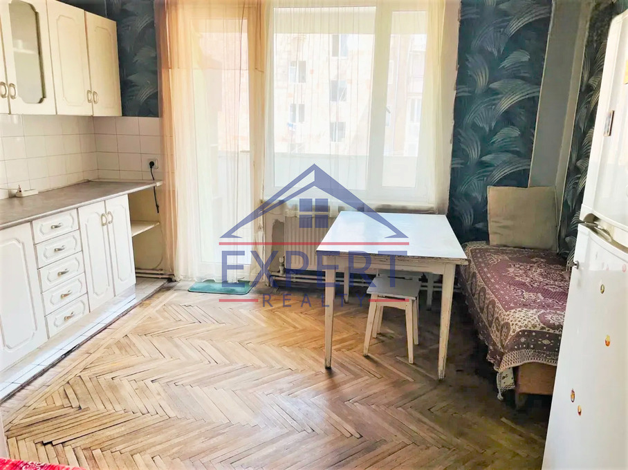 ՔԱՆԱՔԵՌ ԶԵՅԹՈՒՆ, ԴՐՈՅԻ ՓՈՂՈՑ, 4 ՍԵՆՅԱԿ