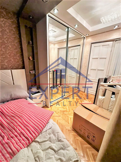 ՔԱՆԱՔԵՌ ԶԵՅԹՈՒՆ, ԴՐՈՅԻ ՓՈՂՈՑ, 4 ՍԵՆՅԱԿ