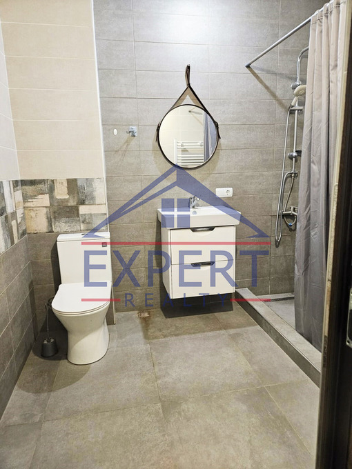 ԱՎԱՆ, ՆՎԵՐ ՍԱՖԱՐՅԱՆ ՓՈՂՈՑ, 4 ՍԵՆՅԱԿ