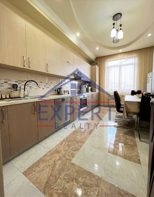 ԱՎԱՆ, ԴՈՒՐՅԱՆ ԹԱՂԱՄԱՍ, 7 ՍԵՆՅԱԿ