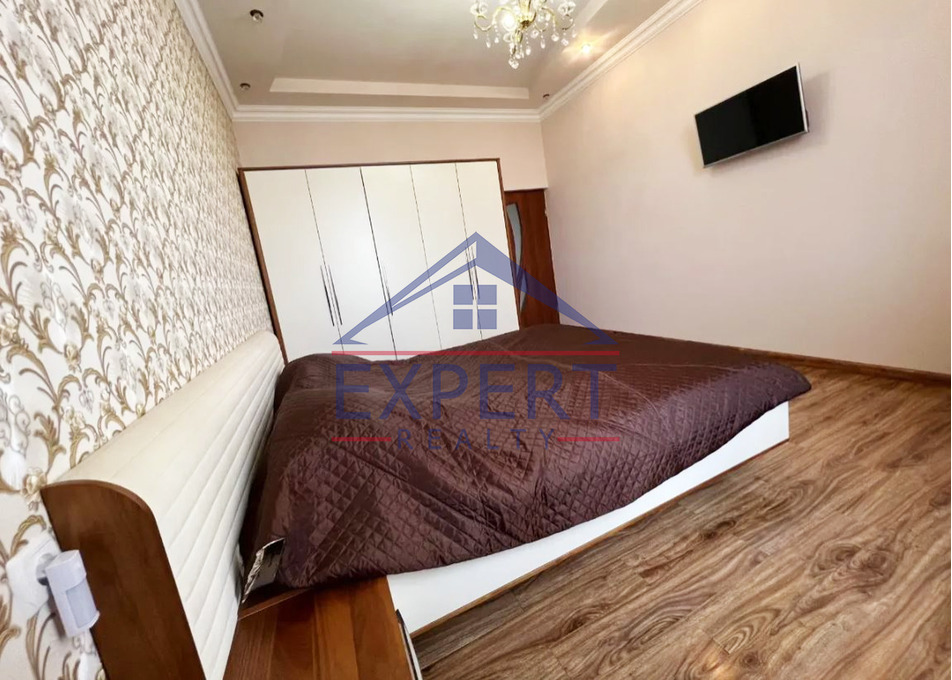 ԱՎԱՆ, ԴՈՒՐՅԱՆ ԹԱՂԱՄԱՍ, 7 ՍԵՆՅԱԿ