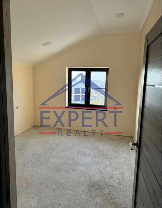 ԱՎԱՆ, ՎԱՀԱՆ ՏԵՐՅԱՆ, 4 ՍԵՆՅԱԿ