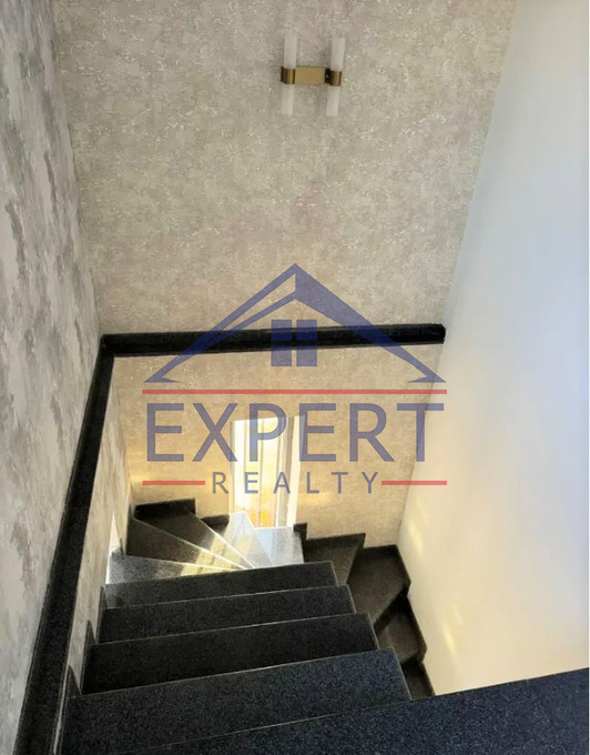 ԱՎԱՆ, ՎԱՀԱՆ ՏԵՐՅԱՆ, 4 ՍԵՆՅԱԿ