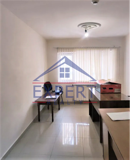 ԿԵՆՏՐՈՆ, ՏՊԱԳՐԻՉՆԵՐԻ ՓՈՂՈՑ, 61  ՔՄ