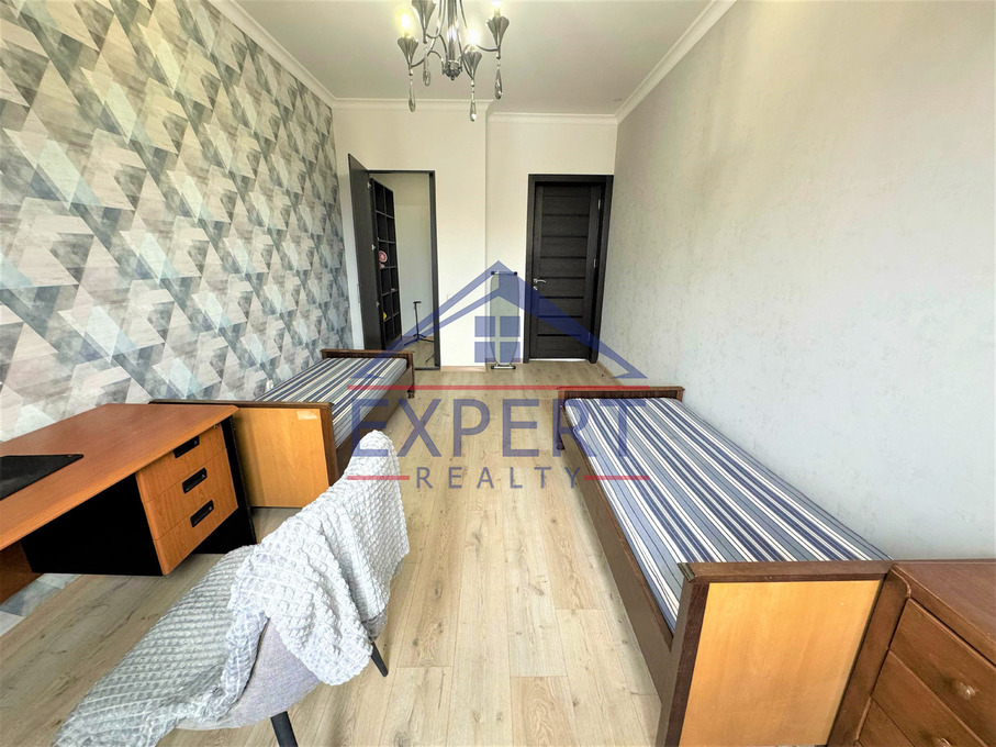 ԱՐԱԲԿԻՐ, ԲԱՂՐԱՄՅԱՆ ՊՈՂՈՏԱ, 3 ՍԵՆՅԱԿ