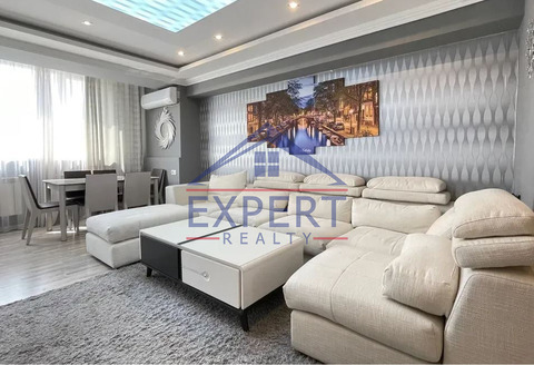 ԿԵՆՏՐՈՆ,ԵՐՎԱՆԴ ՔՈՉԱՐԻ ՓՈՂՈՑ 3 ՍԵՆՅԱԿ