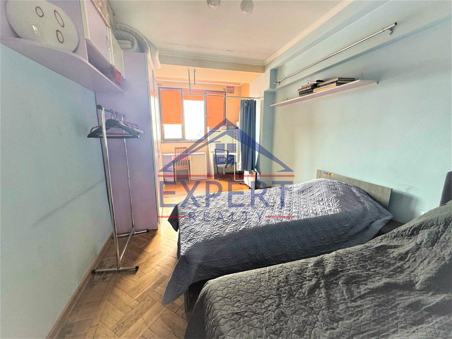 ԿԵՆՏՐՈՆ, ԱՄԻՐՅԱՆ ՓՈՂՈՑ, 3 ՍԵՆՅԱԿ