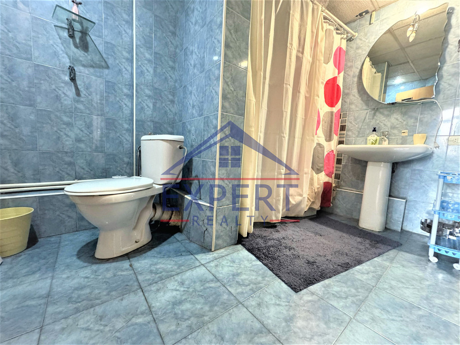 ԿԵՆՏՐՈՆ, ԱՄԻՐՅԱՆ ՓՈՂՈՑ, 3 ՍԵՆՅԱԿ