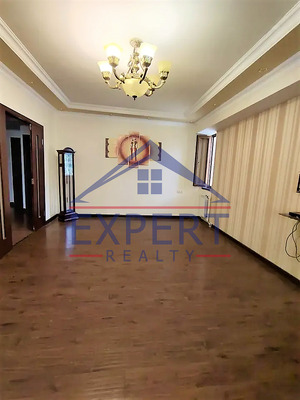 ԿԵՆՏՐՈՆ, ՉԱՐԵՆՑԻ ՓՈՂՈՑ, 4 ՍԵՆՅԱԿ