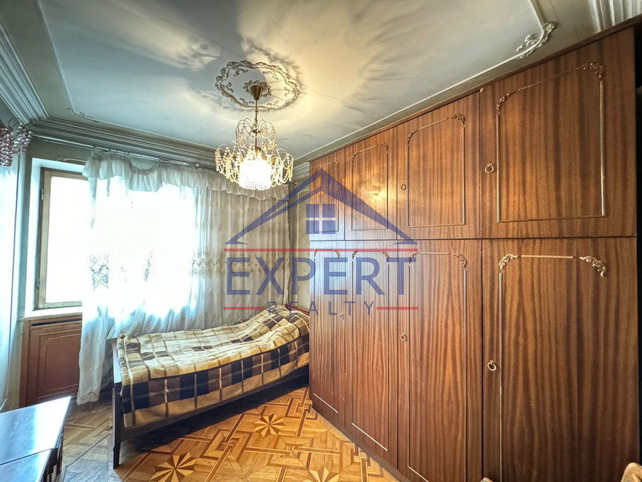 ՔԱՆԱՔԵՌ ԶԵՅԹՈՒՆ, Կ․ ՈՒԼՆԵՑԻ ՓՈՂՈՑ,  4 ՍԵՆՅԱԿ
