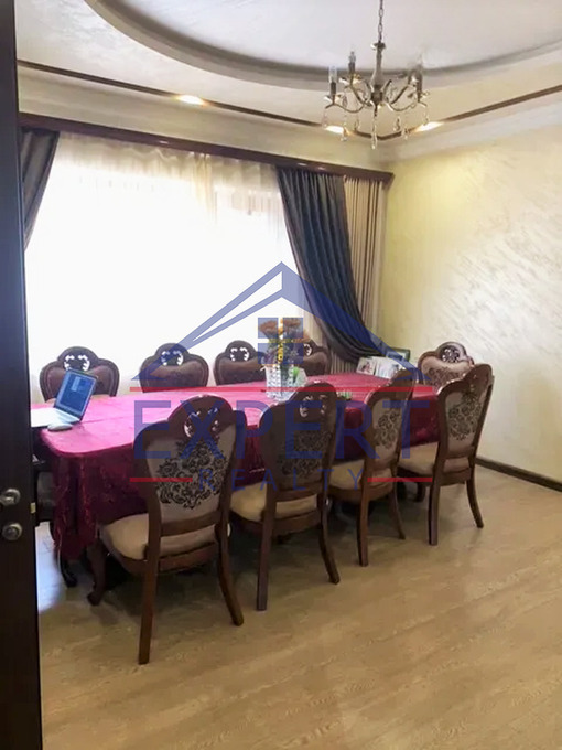 ԱՎԱՆ, ՊԱՐՈՒՅՐ ՍԵՎԱԿ ԹԱՂԱՄԱՍ, 8+ ՍԵՆՅԱԿ