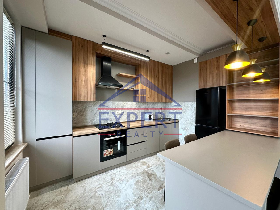 ՆՈՐ ՆՈՐՔ, ՄՈԼԴՈՎԱԿԱՆ ՓՈՂՈՑ, 3 ՍԵՆՅԱԿ