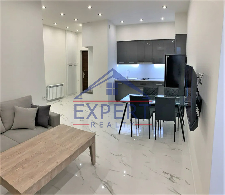 ԿԵՆՏՐՈՆ, ԽՈՐԵՆԱՑԻ ՓՈՂՈՑ, 2 ՍԵՆՅԱԿ