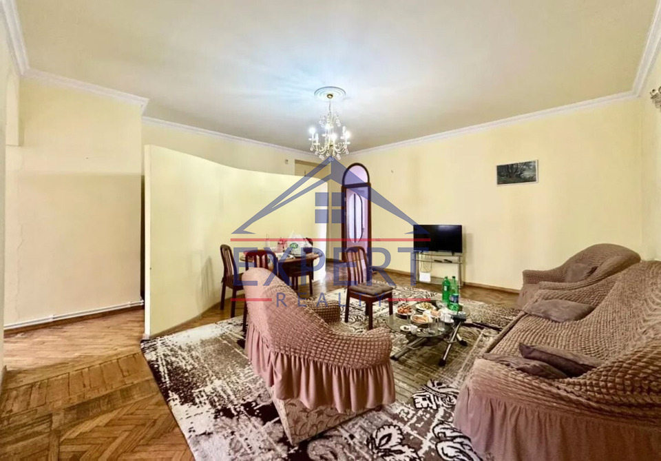 ԿԵՆՏՐՈՆ, ԱԲՈՎՅԱՆ ՓՈՂՈՑ, 3 ՍԵՆՅԱԿ