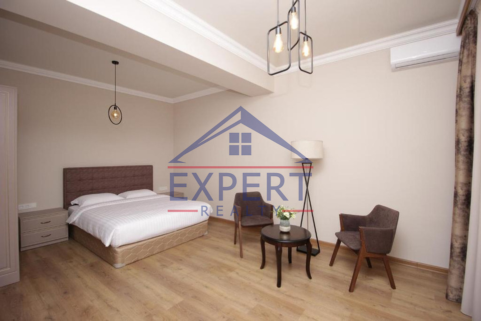 ԿԵՆՏՐՈՆ, ՏԵՐՅԱՆ ՓՈՂՈՑ, 1000ՔՄ