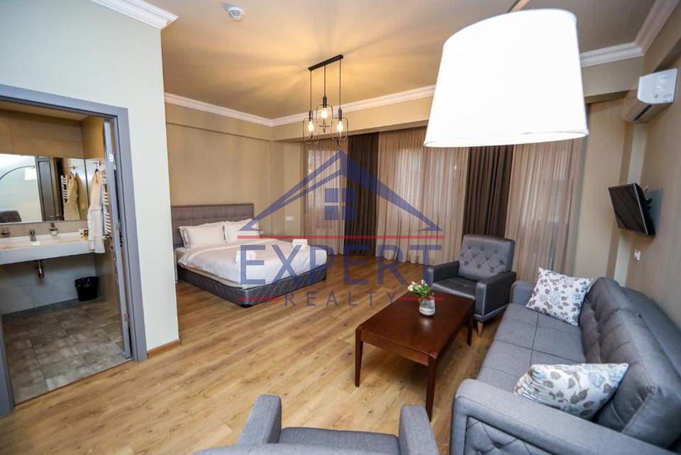 ԿԵՆՏՐՈՆ, ՏԵՐՅԱՆ ՓՈՂՈՑ, 1000ՔՄ