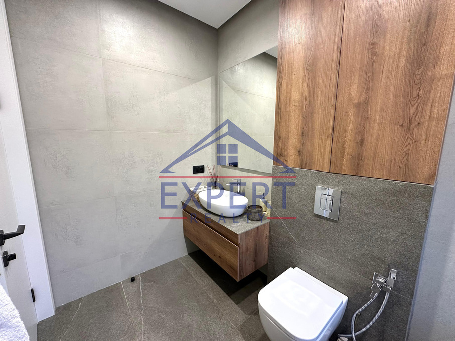 ԿԵՆՏՐՈՆ, ԹԱՄԱՆՅԱՆ ՓՈՂՈՑ, 3 ՍԵՆՅԱԿ