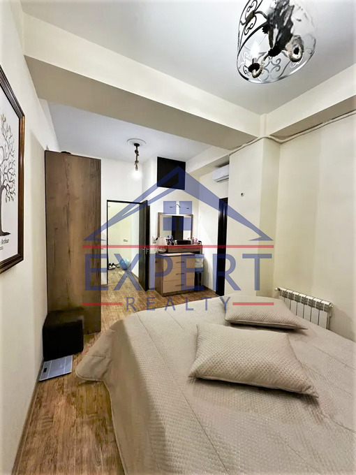 ԿԵՆՏՐՈՆ, ԾԻԾԵՌՆԱԿԱԲԵՐԴԻ ԽՃՈՒՂԻ, 3 ՍԵՆՅԱԿ