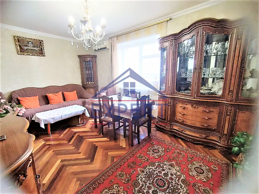 ԿԵՆՏՐՈՆ, ԱՐՇԱԿՈՒՆՅԱՑ ՊՈՂՈՏԱ, 3 ՍԵՆՅԱԿ
