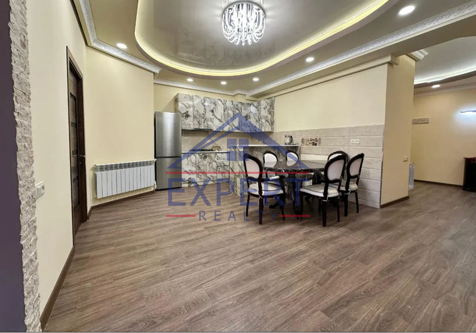 ԿԵՆՏՐՈՆ, ՎԵՐԻՆ ԱՆՏԱՌԱՅԻՆ ՓՈՂՈՑ, 4 ՍԵՆՅԱԿ