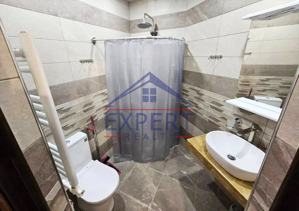 ԱՋԱՓՆՅԱԿ, ՆՈՐԱՇԵՆ ԹԱՂԱՄԱՍ, 3 ՍԵՆՅԱԿ